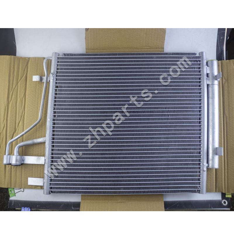 Dzinēja dzesēšanas radiators 97606B2800 priekš KIA SOUL