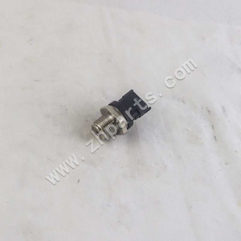 Degvielas iesmidzināšanas spiediena sensors 0281002937 VOLVO